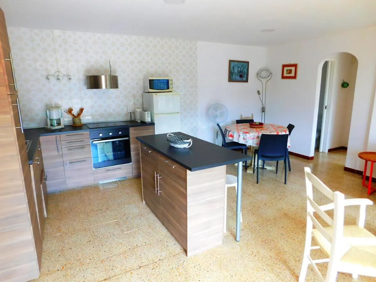 Gmid Immo A-232 Miron 30 Apartment Roses